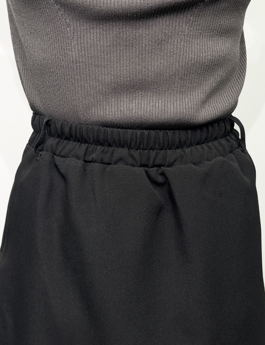 SERPENTINA ラップライクスカート ブラック ディティール