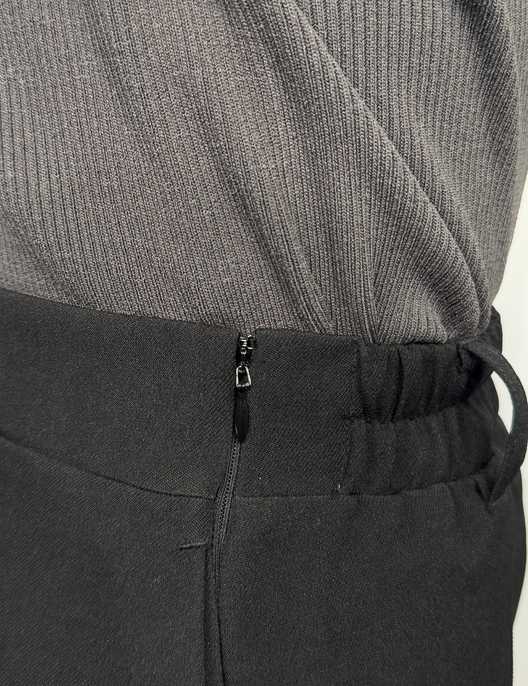 SERPENTINA ラップライクスカート ブラック ディティール