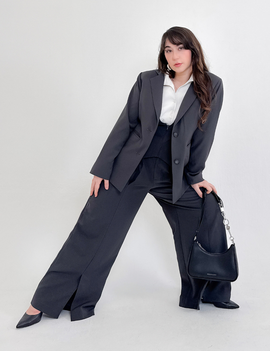 SERPENTINA 【日本製生地】撥水オーバーパートナージャケット【セットアップ可能】 グレー 正面 モデル着用