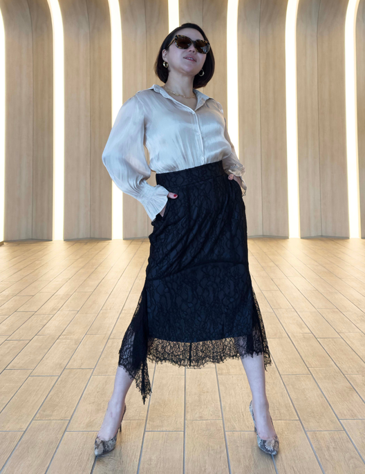 SERPENTINA ラスボススカート ブラック 正面 モデル着用